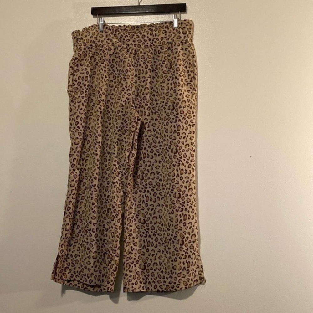 Ophelia Roe Cheerah animal print stretchy waist pocket wide leg pants L